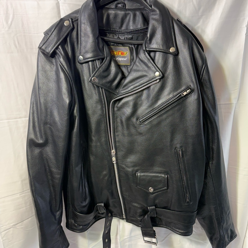 Unik Black Leather Bomber-Style Motorcycle Jacket